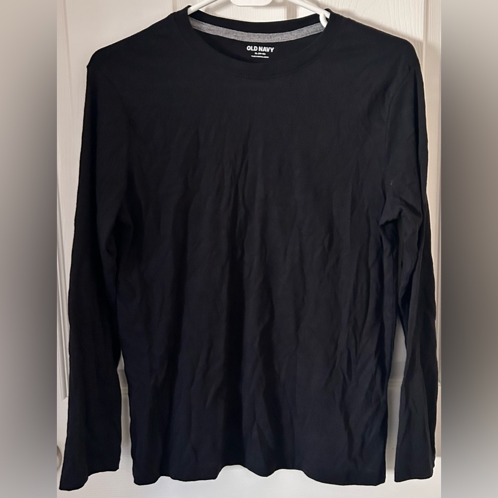 Old Navy Men's Charcoal Long Sleeve Tee